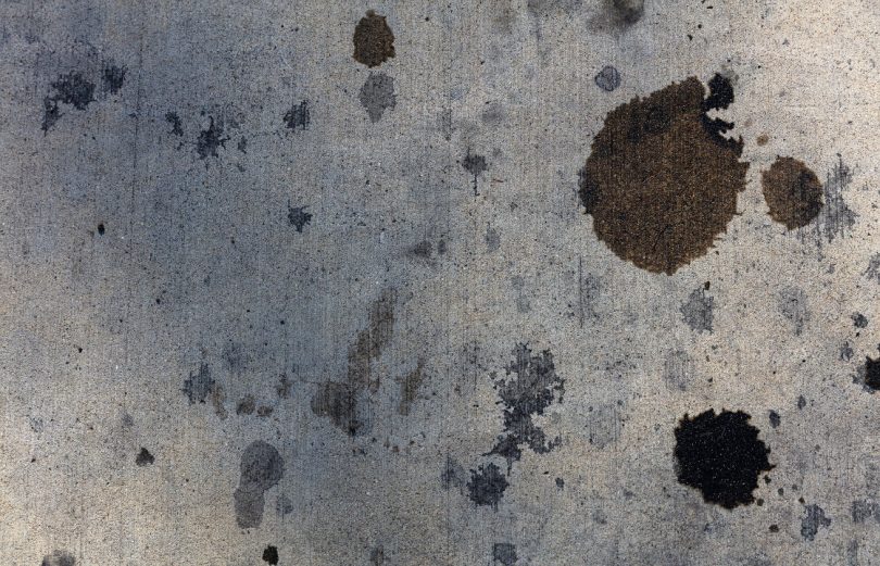 How to remove oil stains from wall discount